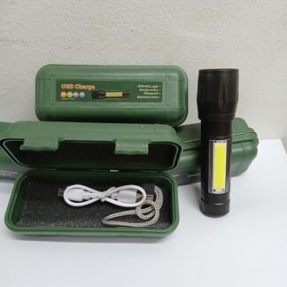 Linterna con Estuche. 3 luces. Carga Usb